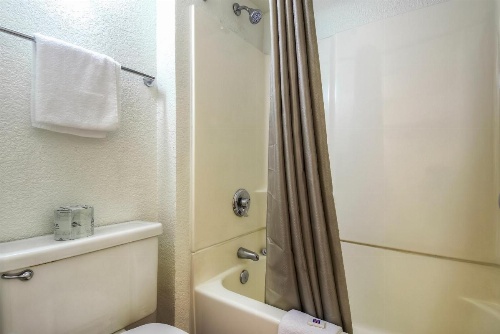 Motel 6 Los Angeles -Hacienda Heights image 21