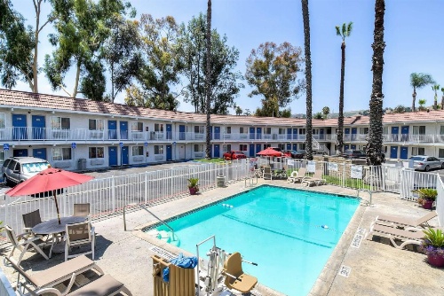 Motel 6 Los Angeles -Hacienda Heights image 33