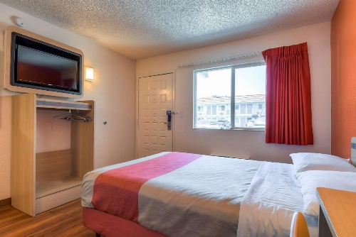 Motel 6 Los Angeles -Hacienda Heights image 34