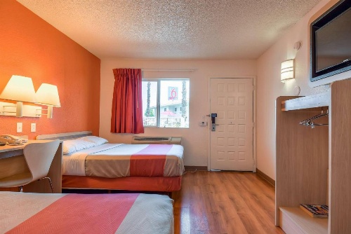 Motel 6 Los Angeles -Hacienda Heights image 36