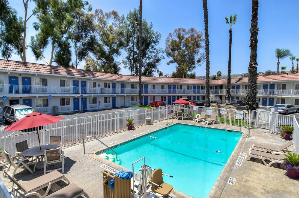 Motel 6 Los Angeles -Hacienda Heights